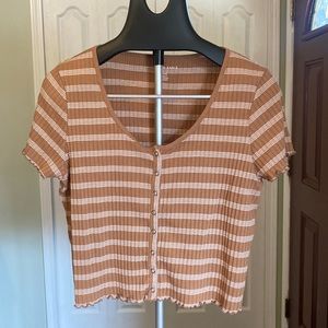 American Eagle crop top